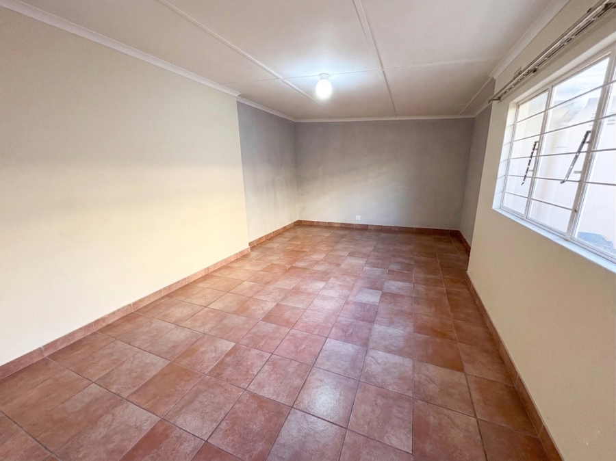 12 Bedroom Property for Sale in Quigney Eastern Cape